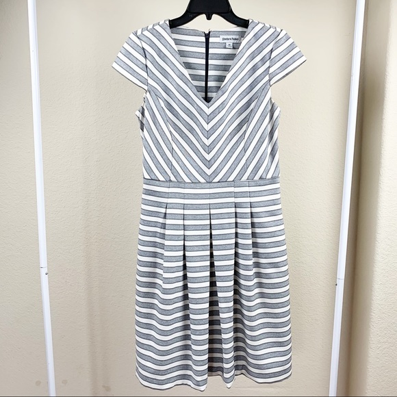 Shelby & Palmer Dresses & Skirts - Shelby & Palmer dress